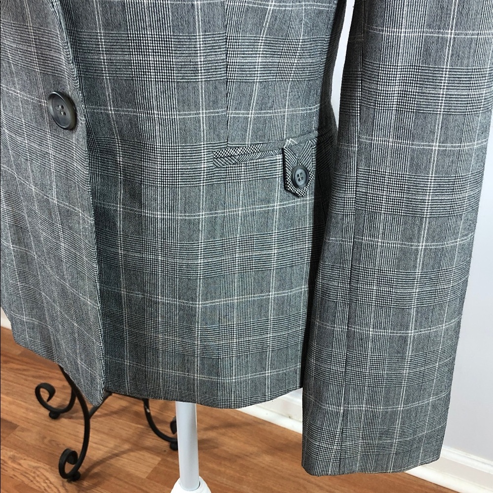 Tahari ASL Gray Plaid Women's Blazer Two Button Front Lapel Notch Collar Preppy - Picture 2 of 10